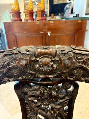 A pair of Chinese finely carved hongmu swivel chairs, Canton, 19th C. — photo 6