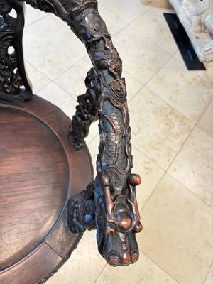 A pair of Chinese finely carved hongmu swivel chairs, Canton, 19th C. — photo 10