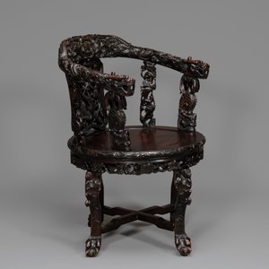 A pair of Chinese finely carved hongmu swivel chairs, Canton, 19th C. — photo 3