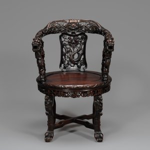 A pair of Chinese finely carved hongmu swivel chairs, Canton, 19th C. — photo 9