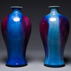 A pair of Chinese flambé-glazed 'meiping' vases, 18th C. — photo 2