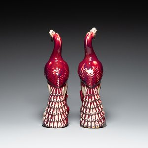 A pair of Chinese flambé-glazed models of peacocks on wooden stands, 19th C. — 照片 5
