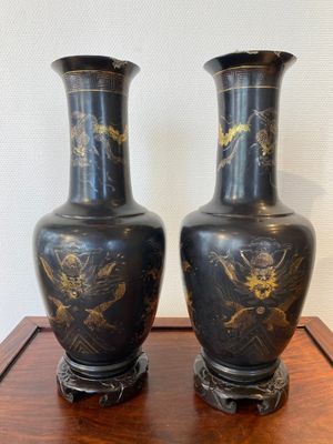 A pair of Chinese Fuzhou or Foochow lacquer 'dragon' vases, 19th C. — photo 1