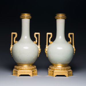 A pair of Chinese ge-type vases with gilt bronze mounts, 19th C. — photo 2