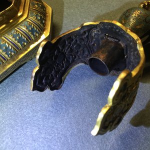 A pair of Chinese gilt bronze and cloisonne elephants on stands, 19th C. — photo 11