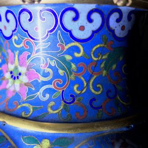 A pair of Chinese gilt bronze mounted cloisonné vases, 19th C. — 照片 7