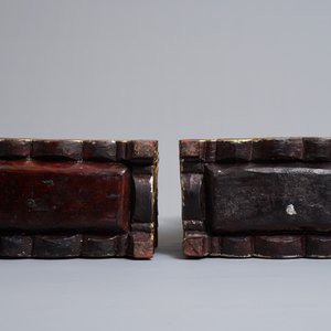 A pair of Chinese gilt-laquered wood Buddhist lions, 19th C. — photo 7