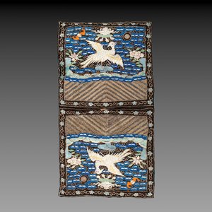 A pair of Chinese gold-thread-embroidered silk 'rank badges' with pheasants, 19th C. — photo 1