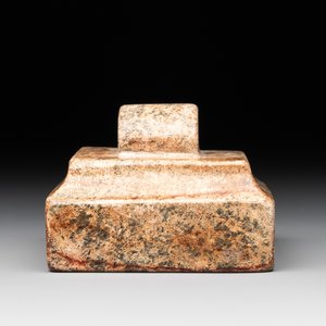 A pair of Chinese grey marble 'lion' seals and a seal, 20th C. — photo 11