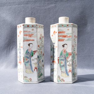 A pair of Chinese hexagonal famille verte tea caddies, Kangxi — 照片 8