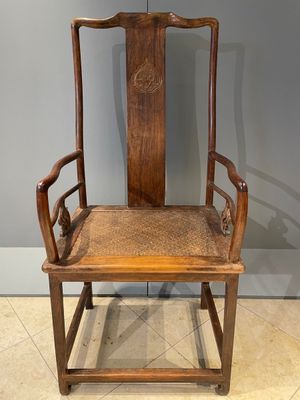 A pair of Chinese Huanghuali wood chairs, Ming — foto 14
