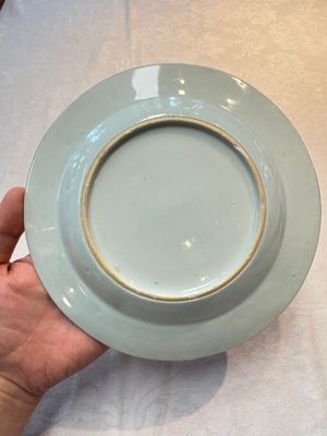 A pair of Chinese Imari-style armorial plates with the arms of Walker for the English market, Kangxi, ca. 1712 — photo 16