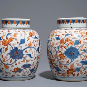 A pair of Chinese Imari style ginger jars and covers, Kangxi — 照片 3
