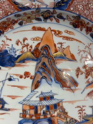 A pair of Chinese Imari-style 'landscape' dishes, Kangxi — photo 4