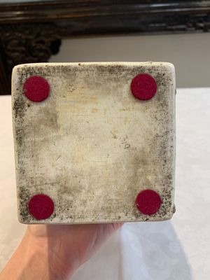 A pair of Chinese Imari-style square flasks and covers, Kangxi — foto 13