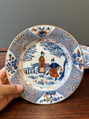 A pair of Chinese Imari-style 'Xi Xiang Ji' plates, Kangxi — photo 9