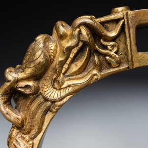 A pair of Chinese imperial gilt-bronze stirrups with dragons, De 德 mark, 18th C. — foto 13