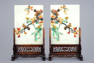 A pair of Chinese inlaid hardstone table screens, 19/20th C.