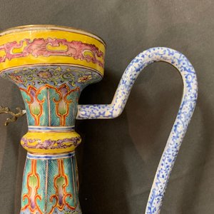 A pair of Chinese Islamic market Canton enamel ewers and covers, Qianlong/Jiaqing — photo 15