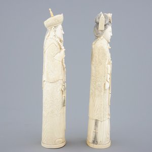 A pair of Chinese ivory figures of the emperor couple, ca. 1900 — photo 4