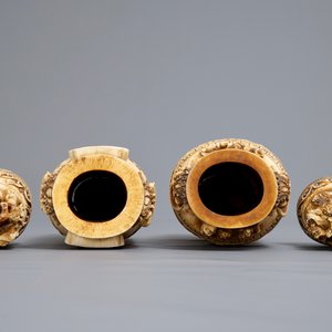 A pair of Chinese ivory vases and covers with figures in landscapes, 1st quarter 20th C. — 照片 6