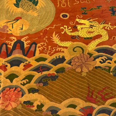 A pair of Chinese kesi 'Dragons and Cranes' panels — photo 30