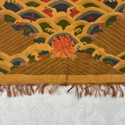 A pair of Chinese kesi 'Dragons and Cranes' panels — photo 33