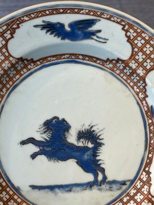 A pair of Chinese 'leaping pekinese' plates, possibly after a design by Cornelis Pronk, Qianlong, ca. 1740 — 照片 12