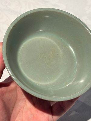 A pair of Chinese Longquan celadon saucers, Song/Yuan — photo 13