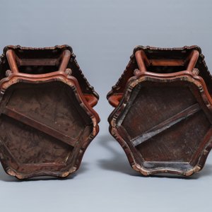 A pair of Chinese Ming-style wooden stands, 18/19th C. — photo 7