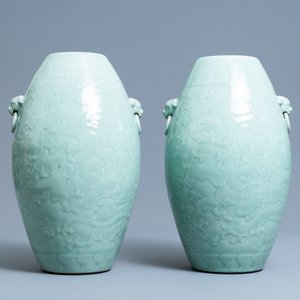 A pair of Chinese monochrome celadon vases, Qianlong mark, 19th C. — photo 3