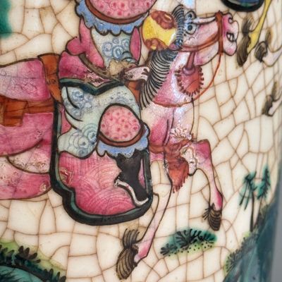 A pair of Chinese Nanking famille rose 'Warriors' vases — photo 7