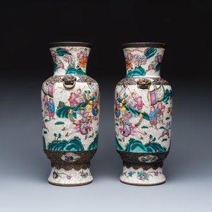 A pair of Chinese Nanking famille rose 'Warriors' vases — photo 3