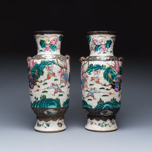 A pair of Chinese Nanking famille rose 'Warriors' vases — photo 4