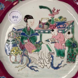 A pair of Chinese octagonal famille rose 'ruby border' plates, Yongzheng — photo 11