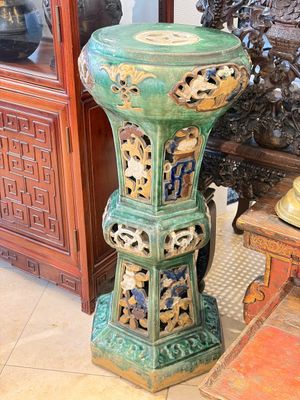 A pair of Chinese or Vietnamese polychrome-glazed pottery stands, 19th C. — photo 1