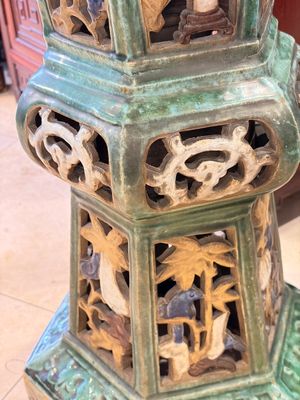 A pair of Chinese or Vietnamese polychrome-glazed pottery stands, 19th C. — photo 13