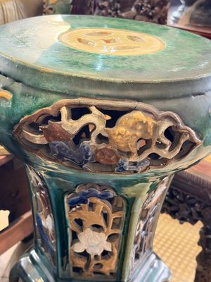 A pair of Chinese or Vietnamese polychrome-glazed pottery stands, 19th C. — photo 19