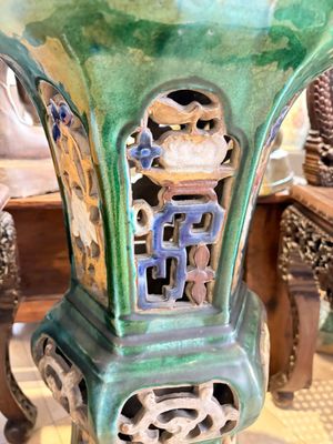 A pair of Chinese or Vietnamese polychrome-glazed pottery stands, 19th C. — photo 20