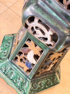 A pair of Chinese or Vietnamese polychrome-glazed pottery stands, 19th C. — photo 28