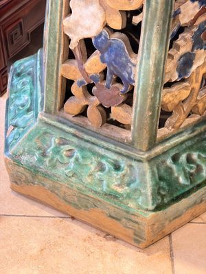 A pair of Chinese or Vietnamese polychrome-glazed pottery stands, 19th C. — photo 8