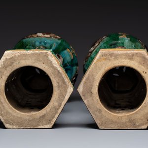 A pair of Chinese or Vietnamese polychrome-glazed pottery stands, 19th C. — photo 7