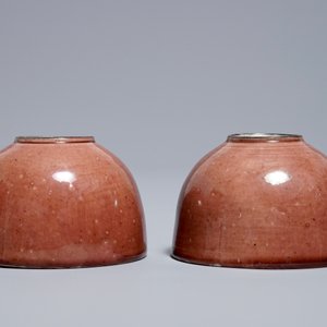 A pair of Chinese peachbloom-glazed brush washers, Kangxi — 照片 2