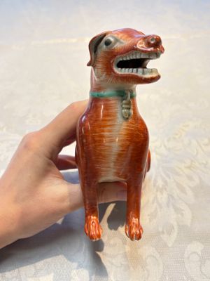 A pair of Chinese polychrome export models of dogs, Qianlong — foto 11