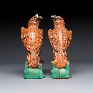 A pair of Chinese polychrome-glazed hawks, 20th C. — photo 4