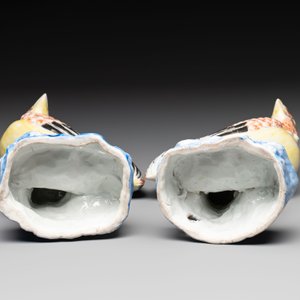 A pair of Chinese polychrome-glazed models of roosters, 18/19th C. — photo 7