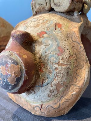 A pair of Chinese polychrome-painted terracotta camels with saddles, Tang — 照片 17