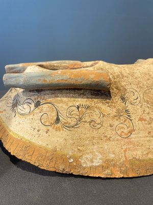 A pair of Chinese polychrome-painted terracotta camels with saddles, Tang — 照片 28