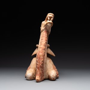 A pair of Chinese polychrome-painted terracotta camels with saddles, Tang — 照片 15