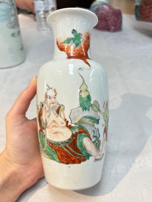A pair of Chinese polychrome 'Zhong Kui' vases and two qianjiang cai hat stands, Jiangxi Ciye Gongsi 江西瓷业公司 mark, 20th C. — photo 14
